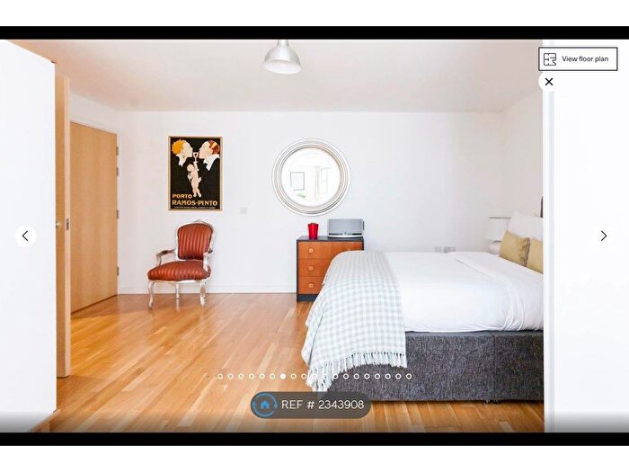 2 Bedroom Flat To Rent In Batemans Row, London, EC2A