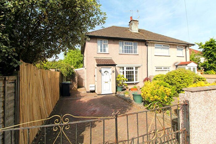 3 Bedroom Semi-Detached House For Sale In Pen Park Road, Southmead, BS10