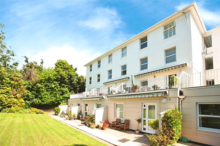 1 Bedroom Flat For Sale In Glenside Court, Wellswood, TQ1