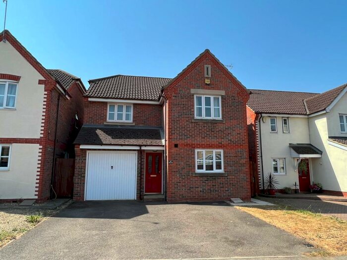 4 Bedroom Detached House To Rent In Walkers Way, Wootton, Northampton, NN4