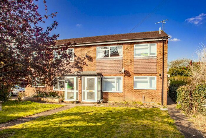 2 Bedroom Apartment To Rent In Westview, Pangbourne On Thames, RG8