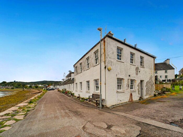 2 Bedroom Apartment For Sale In Fisher Row, Inveraray, Argyll, PA32