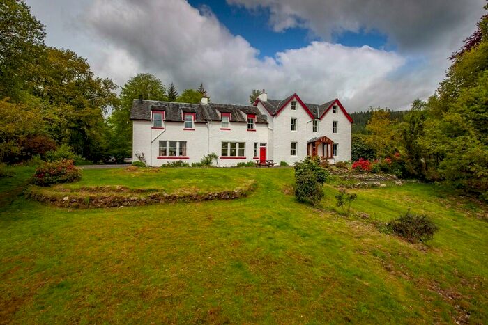 8 Bedroom Detached House For Sale In Barnaline Lodge, Dalavich, Taynuilt, PA35