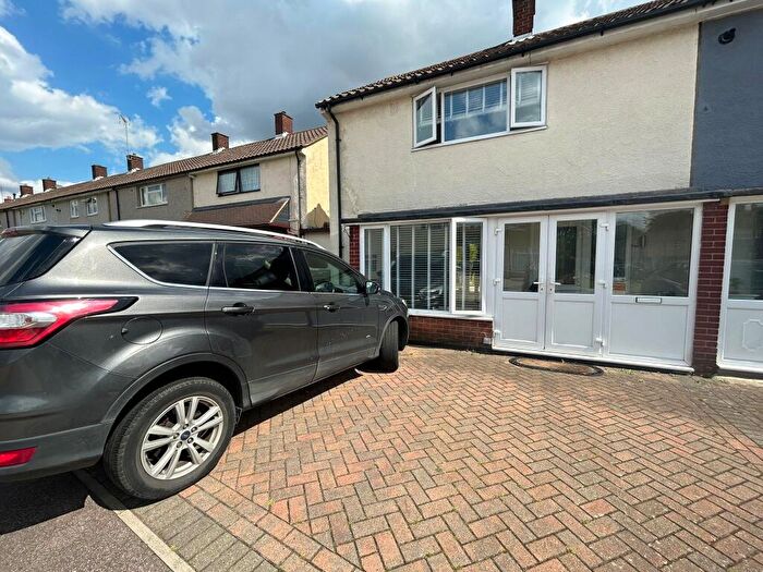 2 Bedroom House To Rent In Long Ley, Harlow, CM20