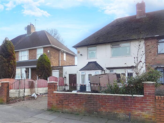 3 Bedroom Semi-Detached House For Sale In Knowsley Lane, Huyton, Liverpool, L36