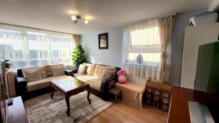 1 Bedroom Flat To Rent In Eastfield Road, Enfield, EN3