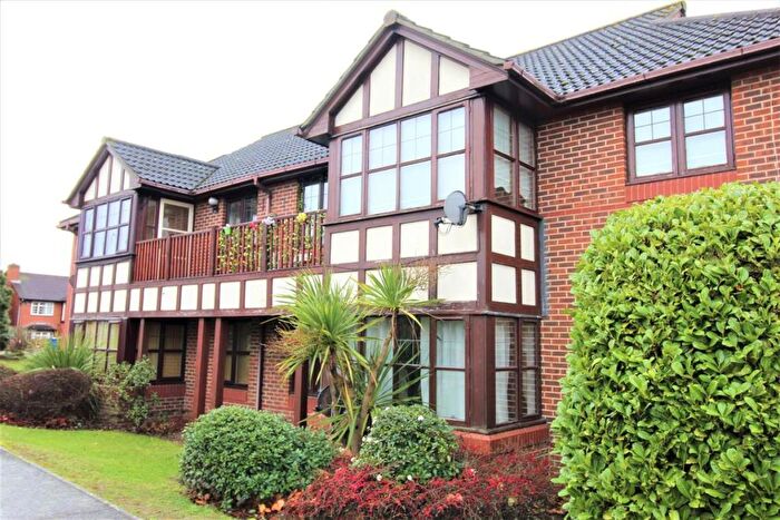 2 Bedroom Apartment To Rent In Celedon Close, Grays, RM16