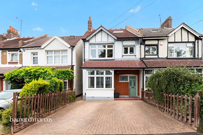 3 Bedroom Semi Detached House For Sale In Pelton Avenue, Sutton, SM2