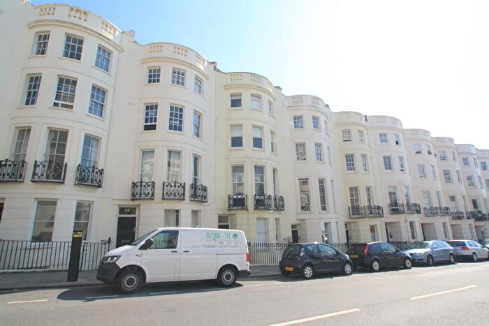 2 Bedroom Apartment To Rent In Tff, Lansdowne Place, Hove, BN3