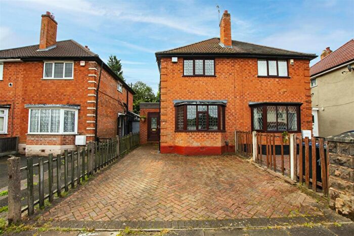 2 Bedroom Semi Detached House For Sale In Reservoir Road, Selly Oak, Birmingham, West Midlands, B29