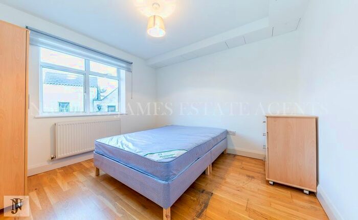 1 Bedroom Flat To Rent In Seven Sisters Road, London, N4
