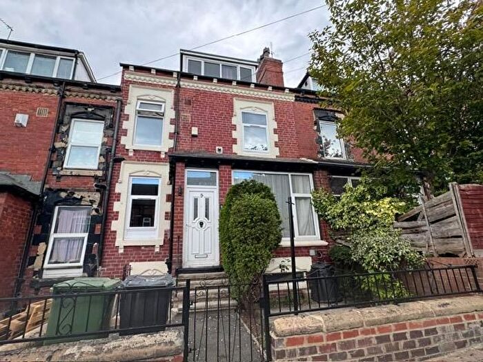 2 Bedroom Terraced House To Rent In Luxor Avenue, Leeds, LS8