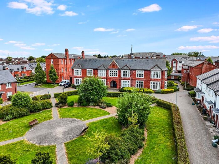 2 Bedroom Apartment For Sale In Mary Munnion Quarter, Chelmsford, CM2