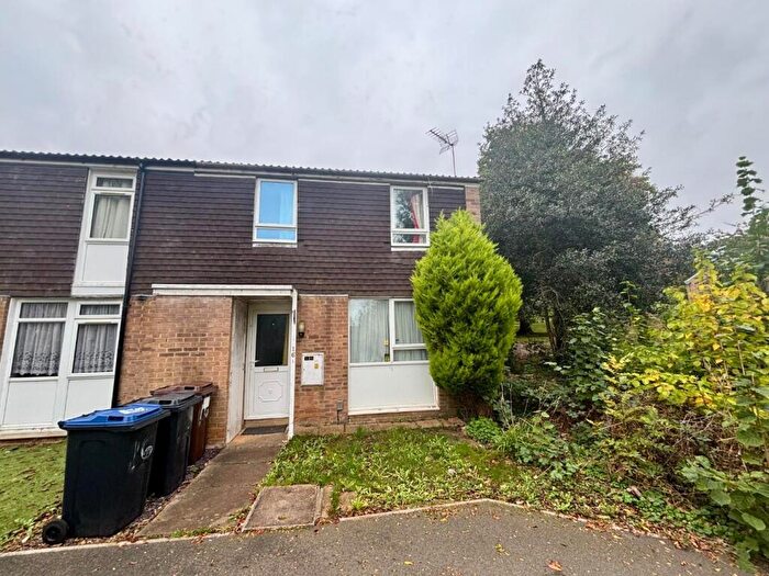 3 Bedroom End Of Terrace House For Sale In Preston Court, Lumbertubs, Northampton, NN3
