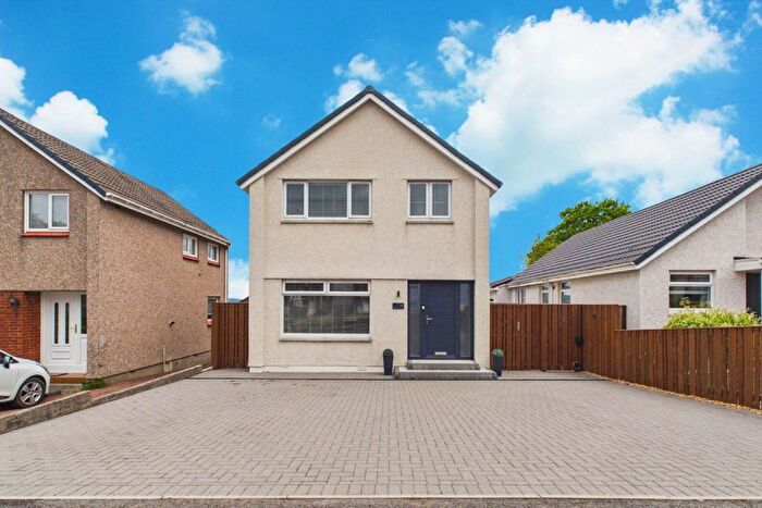 3 Bedroom Detached House For Sale In Rederech Crescent, Hamilton, ML3