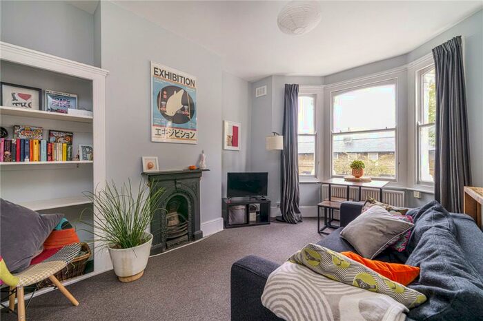 2 Bedroom Apartment To Rent In Bellwood Road, Nunhead, London, SE15