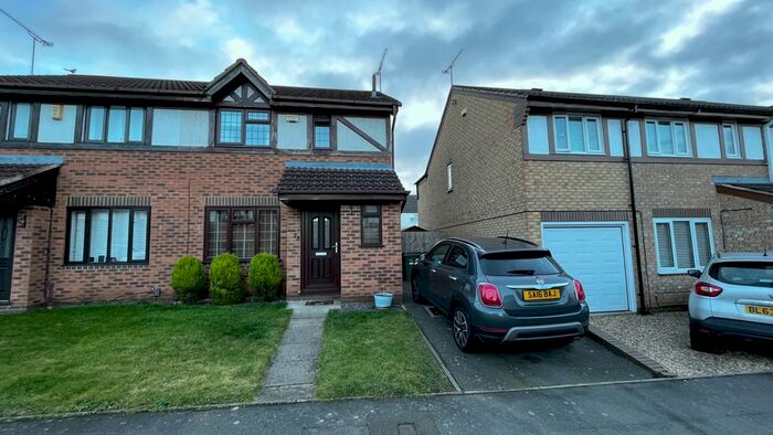 3 Bedroom Semi-Detached House To Rent In Trafalgar Way, Glen Parva, Leicester, LE2