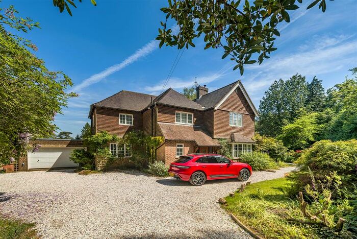 4 Bedroom Detached House To Rent In Tilford Road, Hindhead, GU26