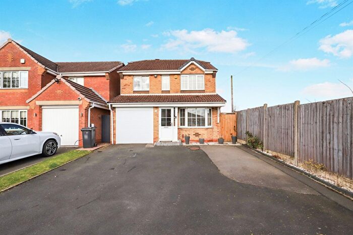 4 Bedroom Detached House For Sale In Argil Close, Wednesfield, Wolverhampton, WV11