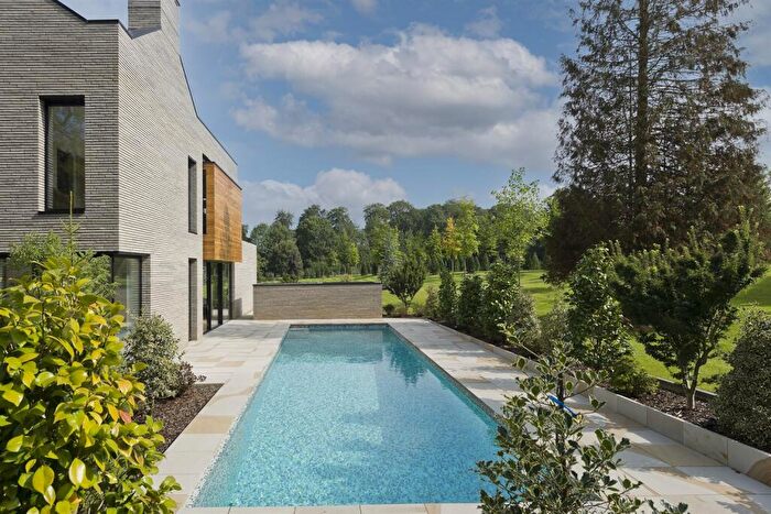 6 Bedroom Detached House To Rent In Hammersley Lane, Penn, HP10