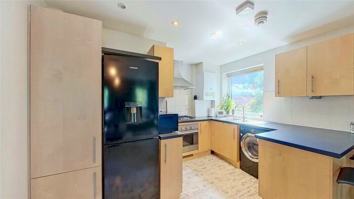 2 Bedroom Apartment To Rent In Hughenden Reach, Tovil, Maidstone, Kent, ME15