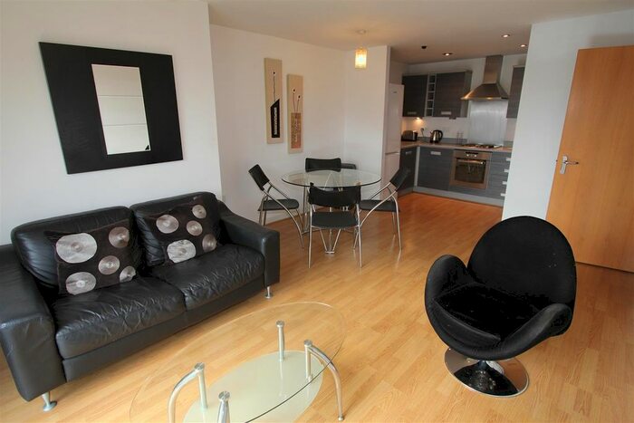 1 Bedroom Flat To Rent In Bouverie Court, Leeds, LS9