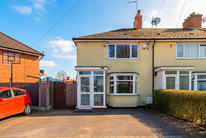 3 Bedroom End Of Terrace House For Sale In Selby Grove, Billesley, B13