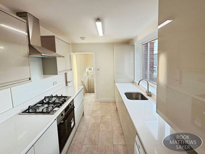 3 Bedroom Flat To Rent In Ashfield Road, Newcastle Upon Tyne, NE3