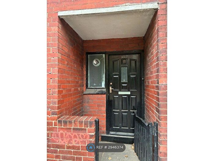 3 Bedroom Terraced House To Rent In Burley Road, Leeds, LS4