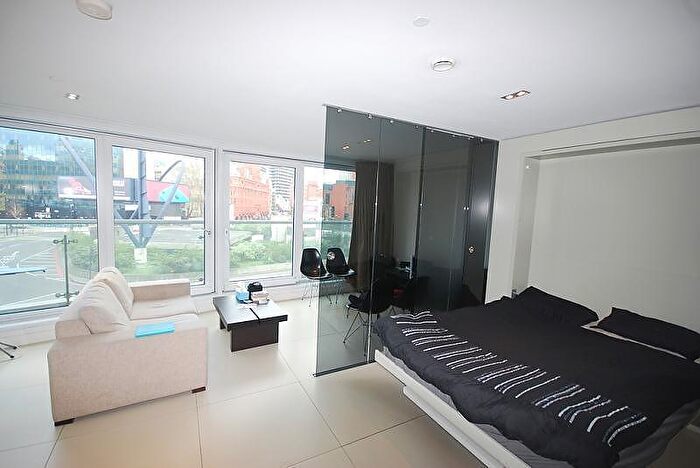 Apartment To Rent In Bezier Apartments, City Road, Old Street, Shoreditch, London, EC1Y