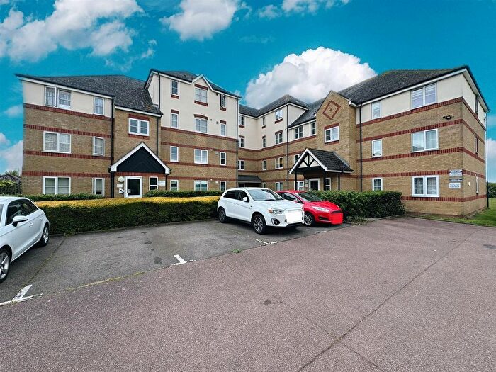 1 Bedroom Flat For Sale In Lewes Close, Grays, RM17