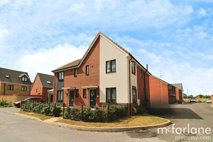 3 Bedroom Semi-Detached House For Sale In Brimstone Road, South Marston, SN3
