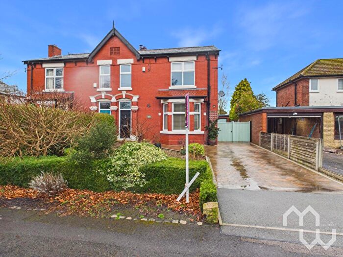 4 Bedroom Semi-Detached House For Sale In Royalty Lane, New Longton, PR4