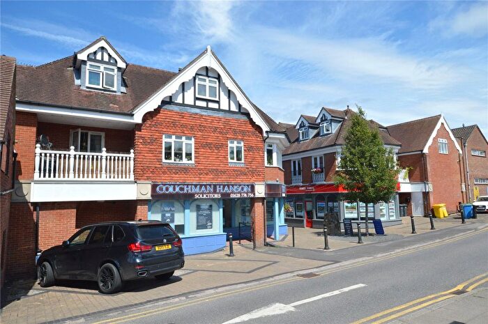 1 Bedroom Flat For Sale In West Street, Haslemere, Surrey, GU27