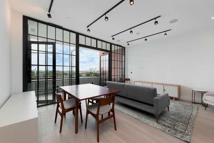 2 Bedroom Flat To Rent In New Tannery Way, London, SE1