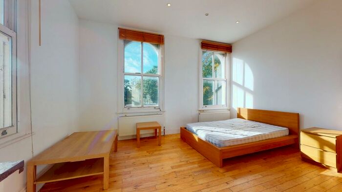Studio To Rent In Crescent Wood Road, SE26