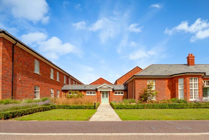 1 Bedroom Flat To Rent In Orchard Square, Caversfield, Bicester, OX27