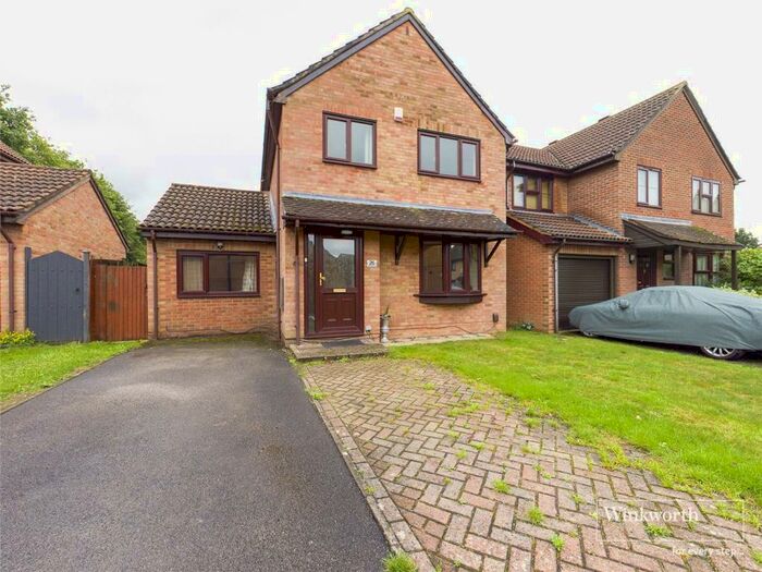 3 Bedroom Detached House To Rent In Adwell Drive, Lower Earley, Reading, Berkshire, RG6