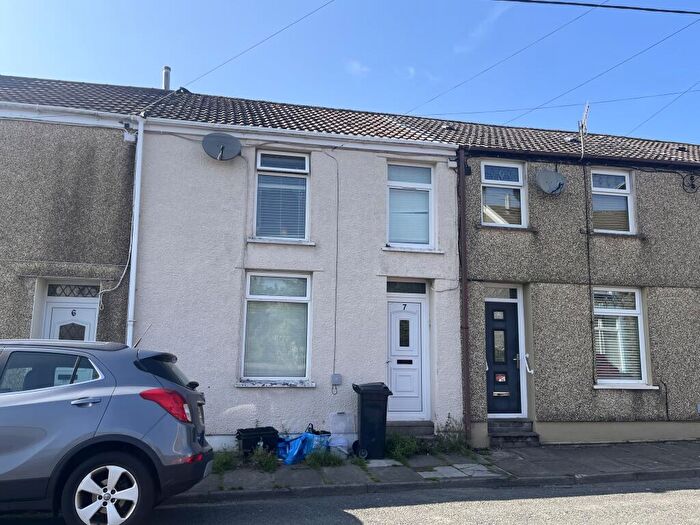 2 Bedroom Terraced House To Rent In Church Street, CF47