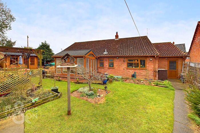 3 Bedroom Detached Bungalow For Sale In Woods Close, Ditchingham, Bungay, NR35