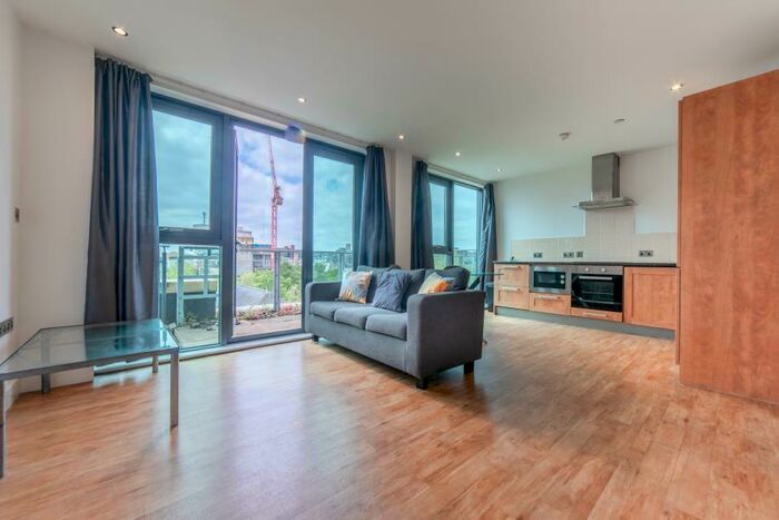 2 Bedroom Apartment To Rent In Bluecoat House, Nottingham, NG1