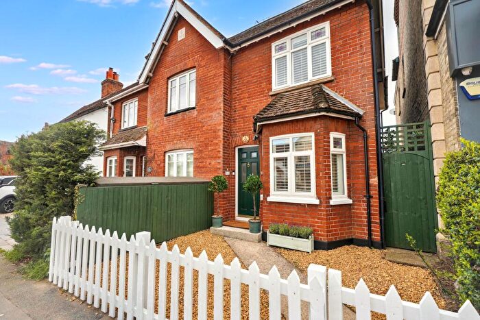 2 Bedroom Semi Detached House For Sale In Cambridge Road, Stansted, CM24