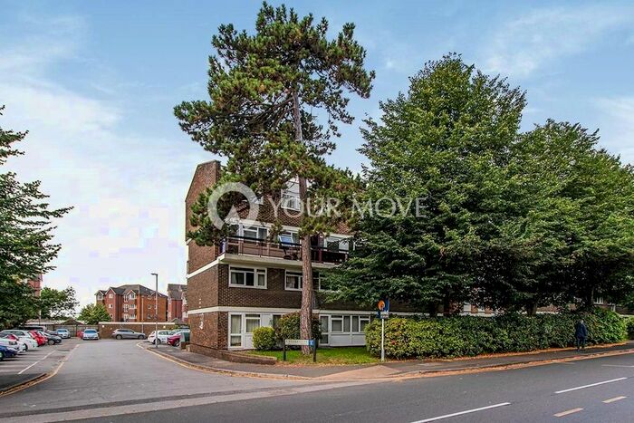 4 Bedroom Flat To Rent In Gloucester Road, Kingston Upon Thames, Surrey, KT1