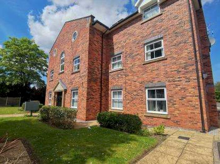 Houses for sale & to rent in CH62 8BR, Bridle Road, Eastham Wirral