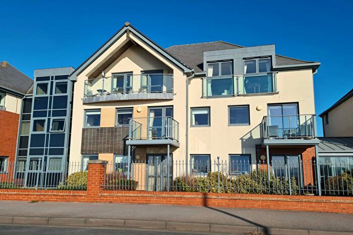 2 Bedroom Property For Sale In Marine Parade East, Lee-On-The-Solent, PO13