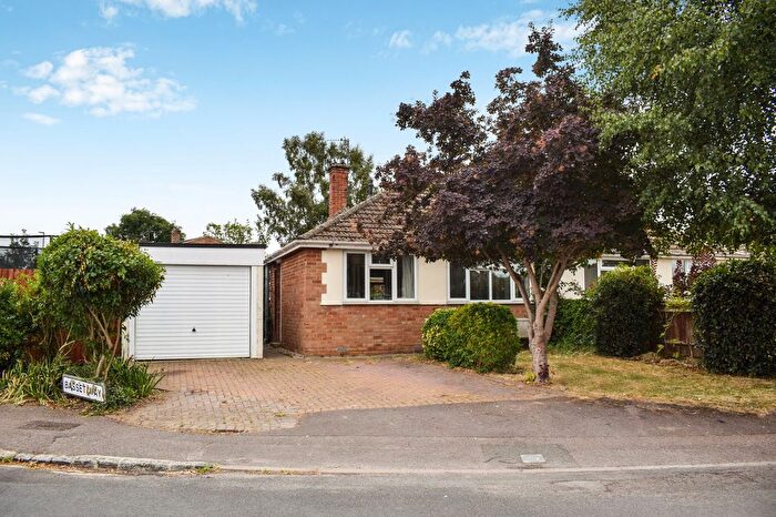 2 Bedroom Semi-Detached Bungalow To Rent In Brasenose Drive, Kidlington, OX5