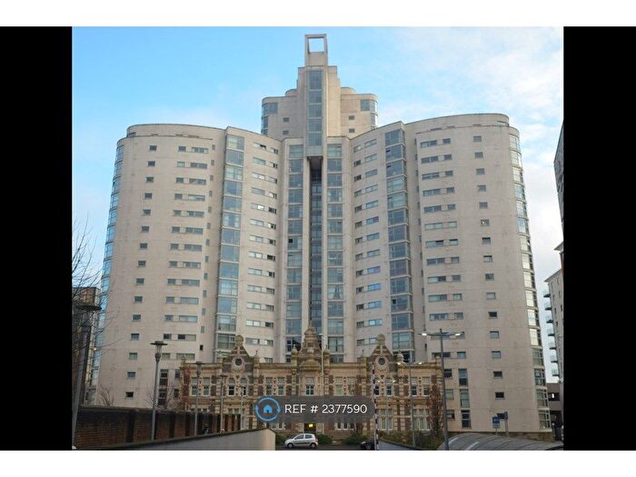 2 Bedroom Flat To Rent In Altolusso, Cardiff, CF10