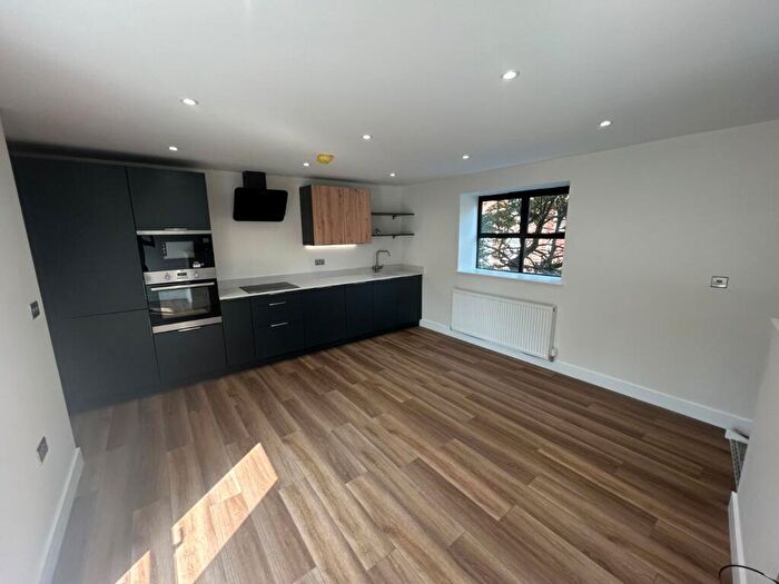 1 Bedroom Duplex To Rent In Lairgate, Beverley, East Riding Of Yorkshi, HU17