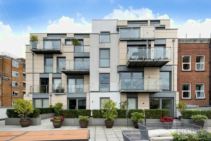 2 Bedroom Flat To Rent In Mintern Street, London, N1