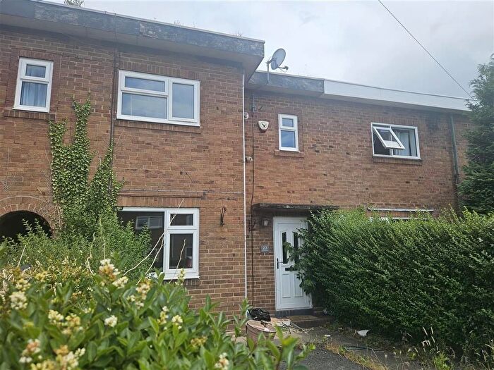 3 Bedroom Terraced House For Sale In West Avenue, Donnington, Telford, TF2